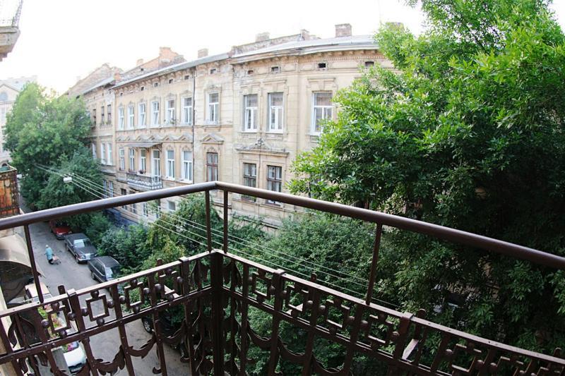 Luxury Apartment Near Rynok Square Lviv Exterior foto